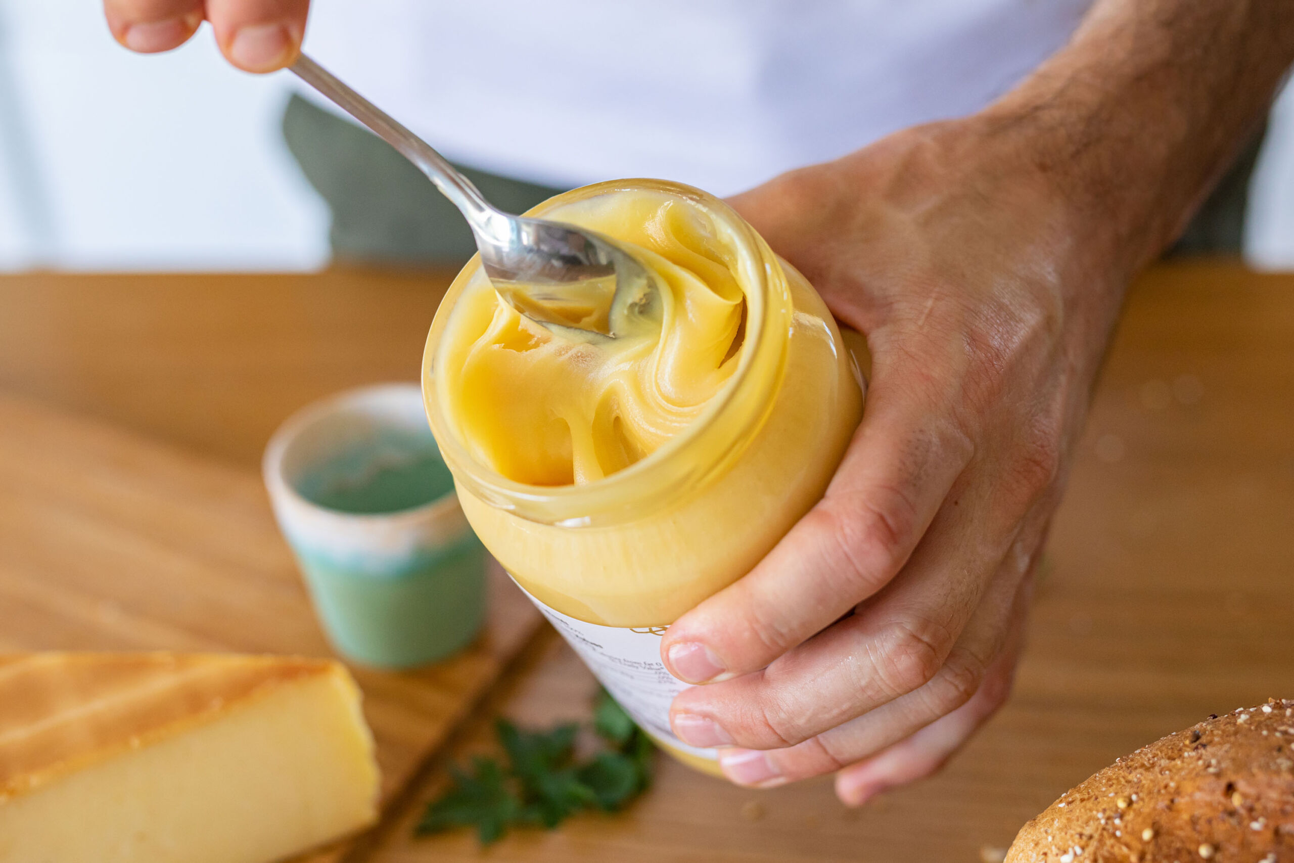 Mellona Raw Honey Lifestyle Mellona Raw Honey Lifestyle