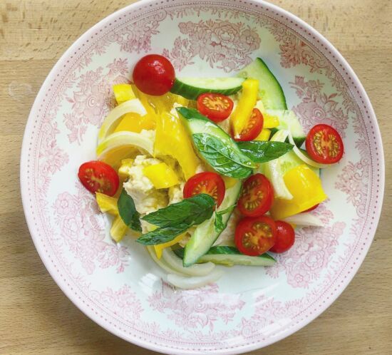 Mediterranean salad with creamy dreamy beans